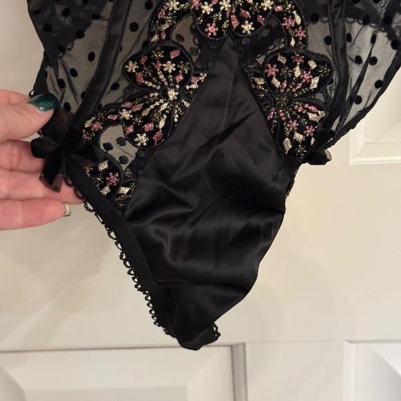 New! For Love and Lemons Caprice Bow Detail Teddy Black 31608 - Picture 9 of 15